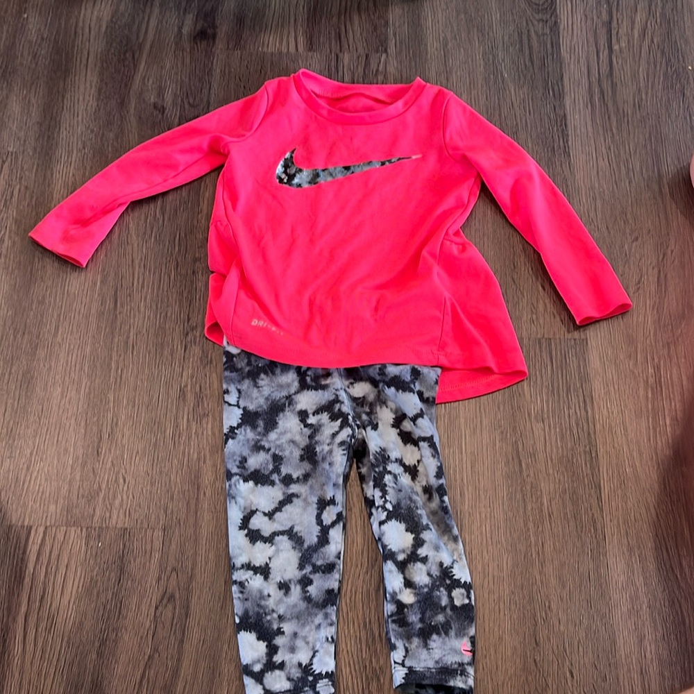 Nike drift outfit - 12 month